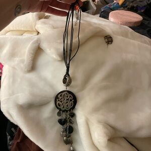 Elegant Black and Silver Pendant statement Necklace